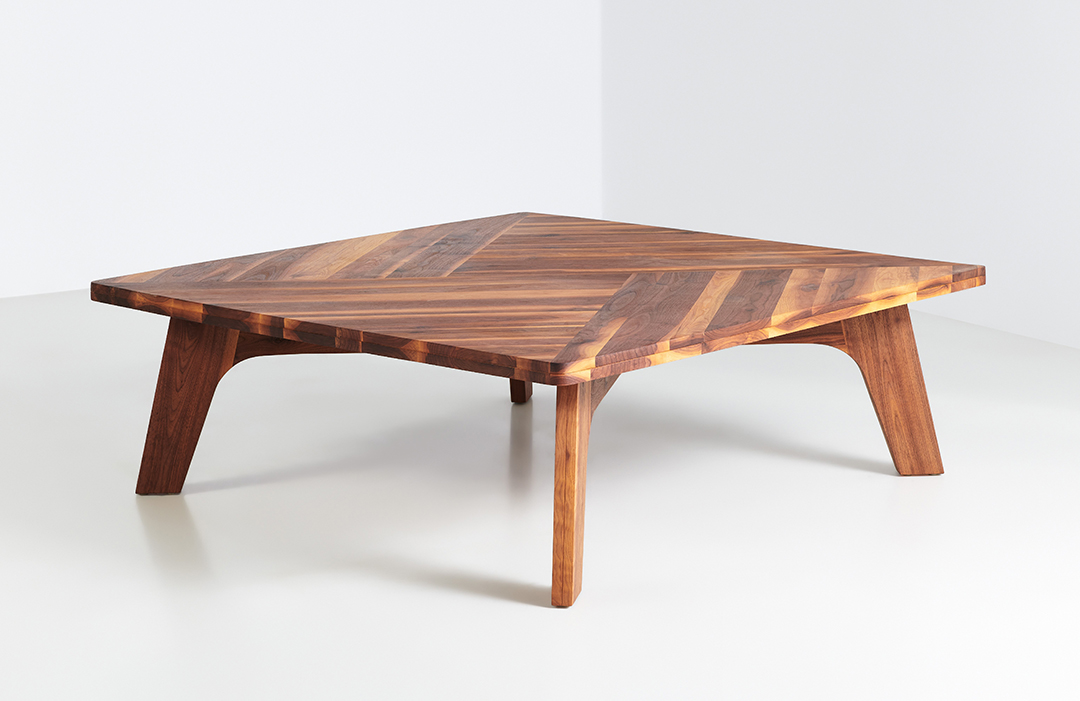 BellaMaisa TT02 Tattoo Accent table